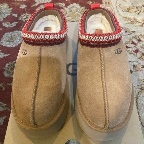 UGG TAZZ Platform Slippers Womens shoes Chestnut - Picture 1 of 3